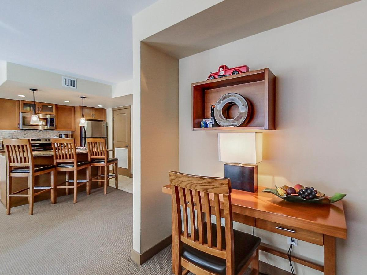 Copperstone - Luxurious 2 Bedroom Apartment *
